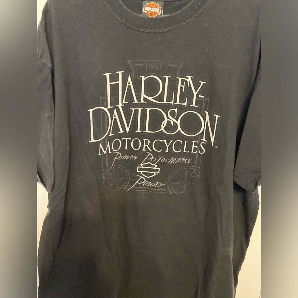 HD T-shirt